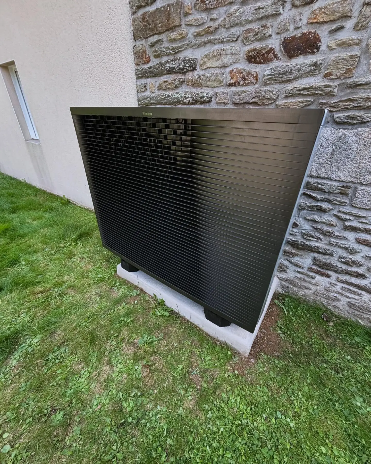 Installation de pompe à chaleur air eau à Ploërmel